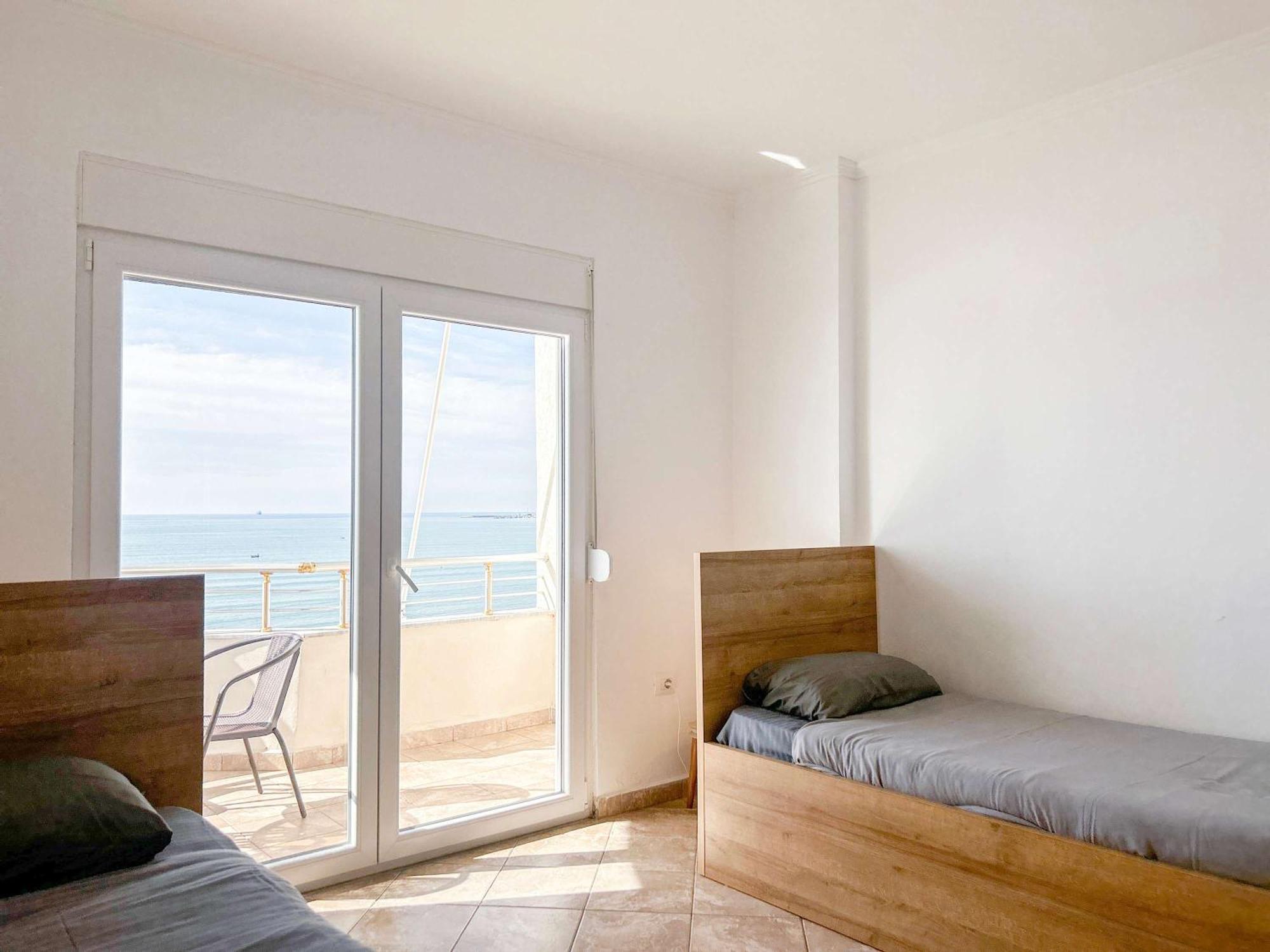 Divine 642 Apartment Durres Bagian luar foto